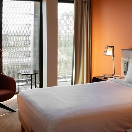 Radisson Blu Hotel Bordeaux Bagian luar foto