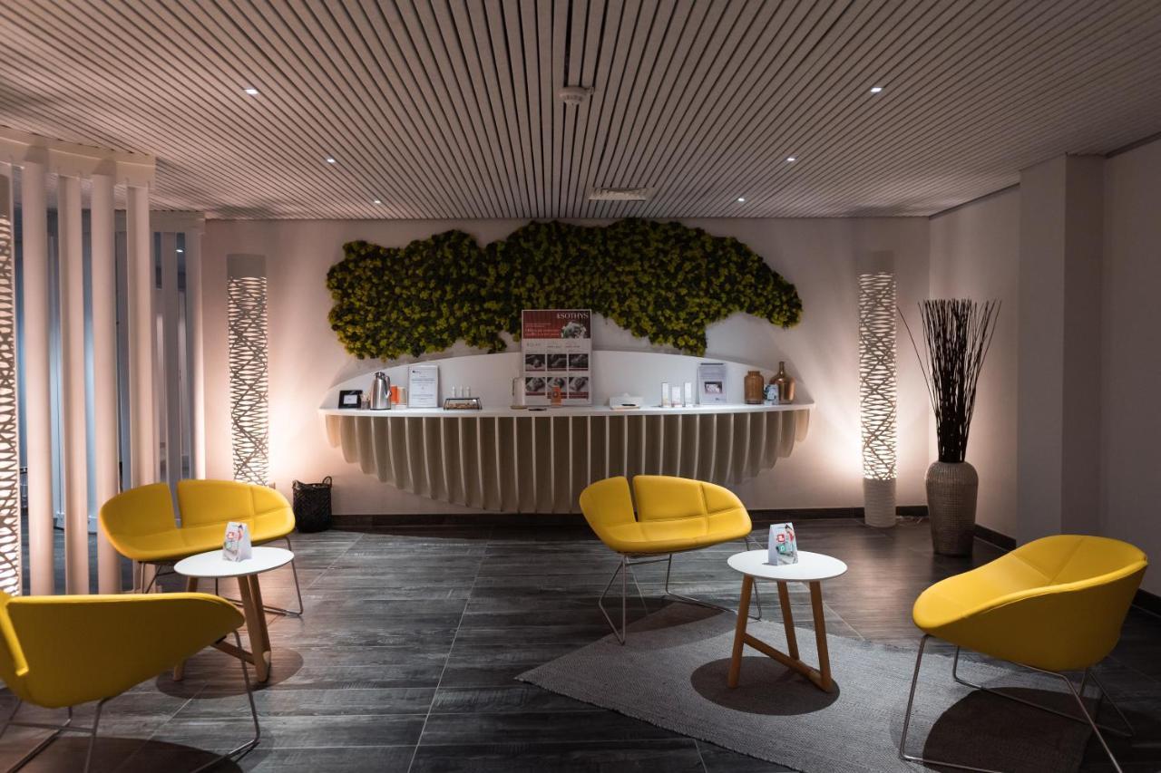 Radisson Blu Hotel Bordeaux Bagian luar foto
