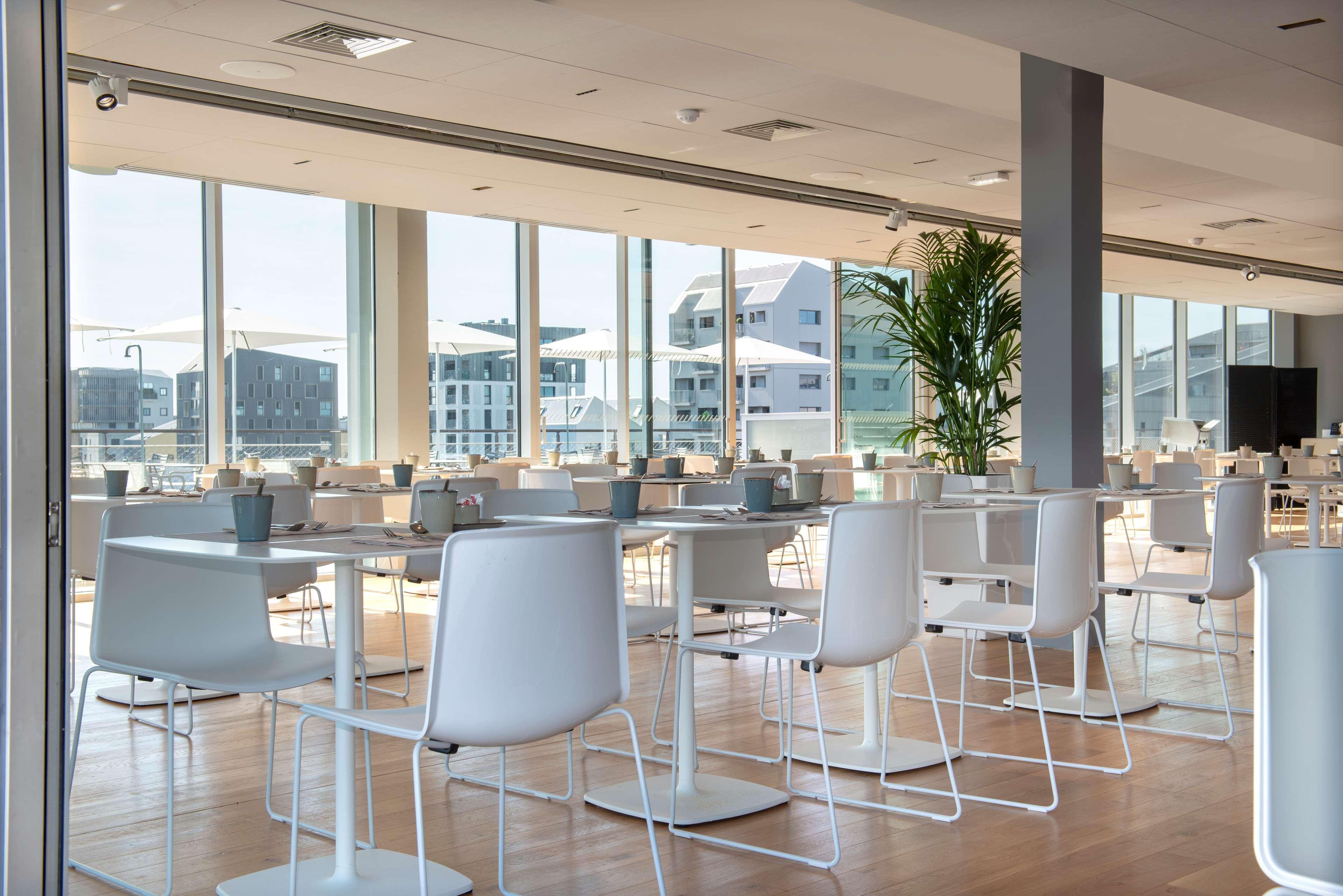 Radisson Blu Hotel Bordeaux Bagian luar foto