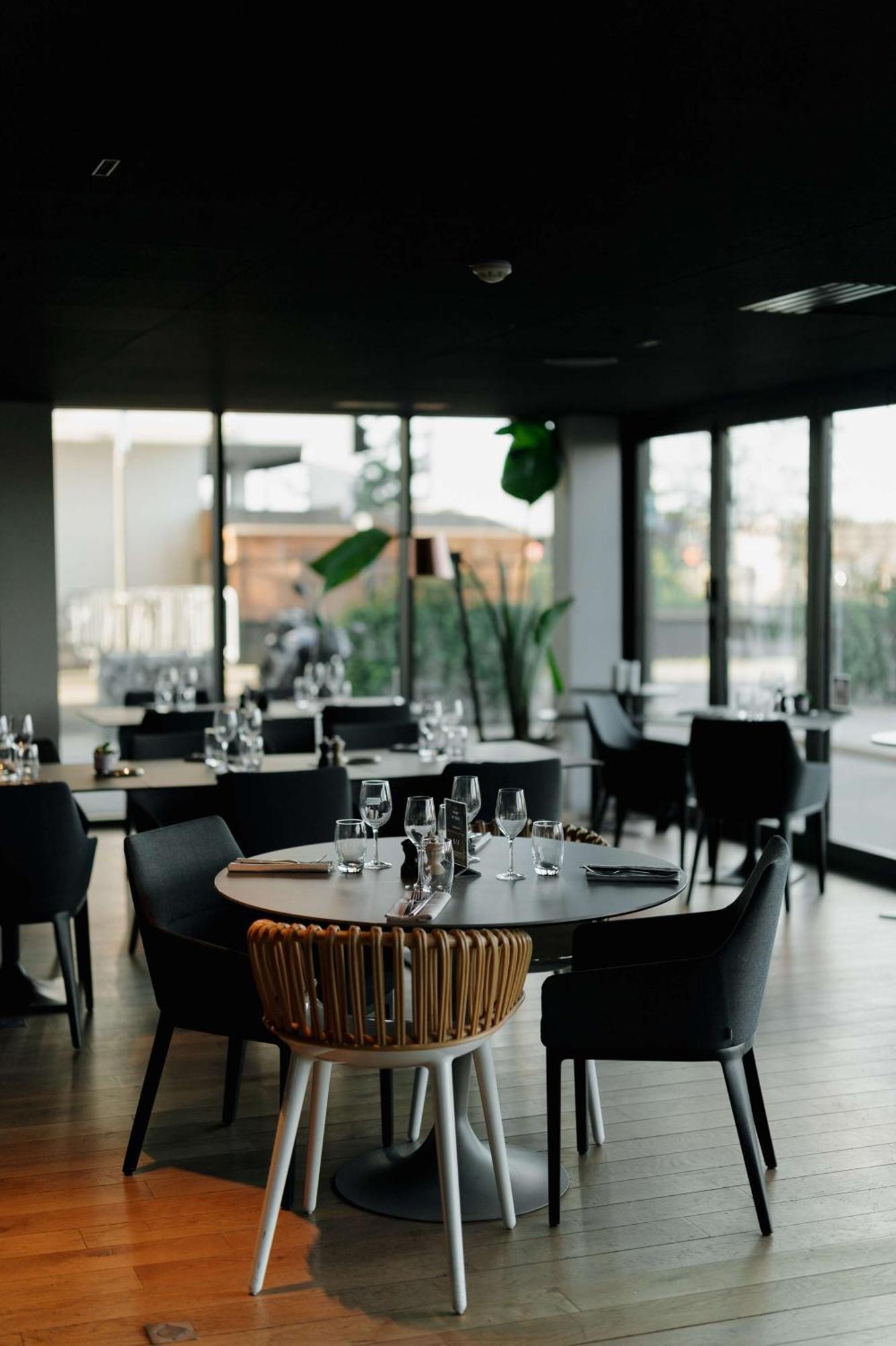 Radisson Blu Hotel Bordeaux Bagian luar foto