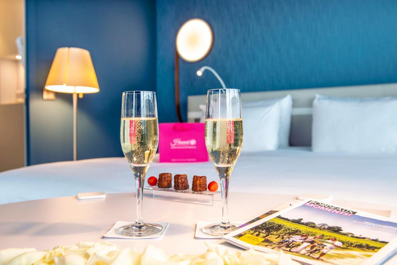Radisson Blu Hotel Bordeaux Bagian luar foto