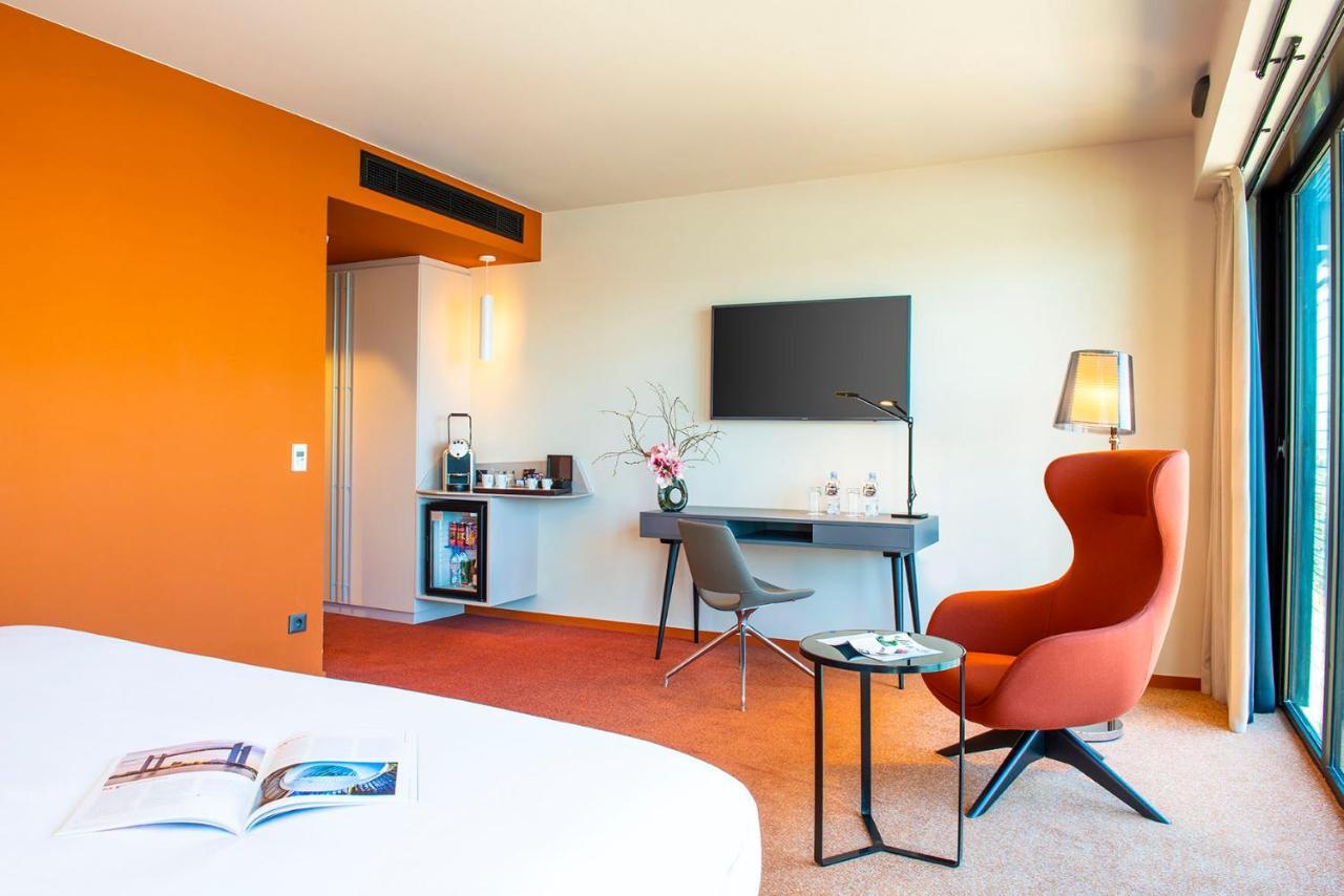 Radisson Blu Hotel Bordeaux Bagian luar foto